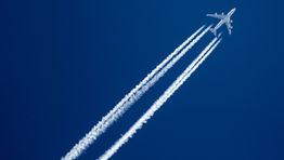 EU plans launch of Flight Emissions Label in 2025